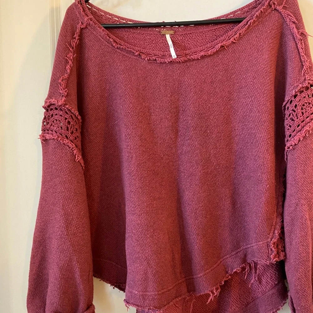 Free People burgundy Frayed bottom hemThermal top
